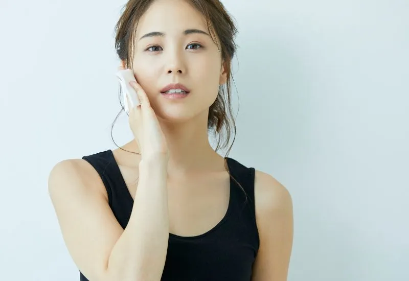 化粧水の浸透を良くする方法の基本